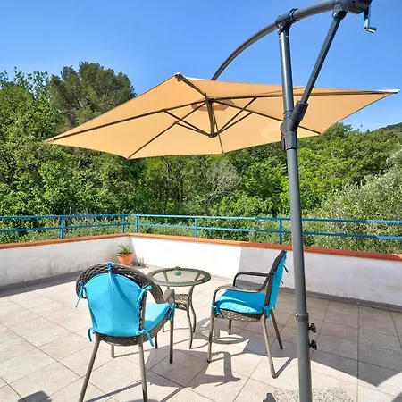 فيلة Casa Taggiasca